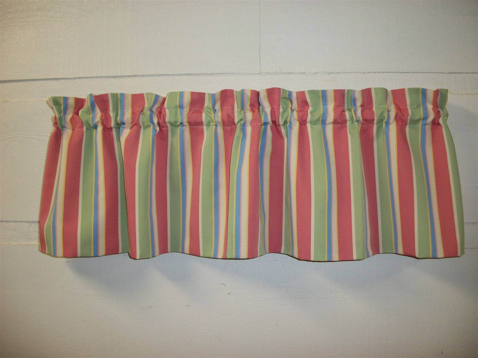 P Kaufmann Fabric Topper Pink Green Off White Blue Yellow Stripe Lined Valance 