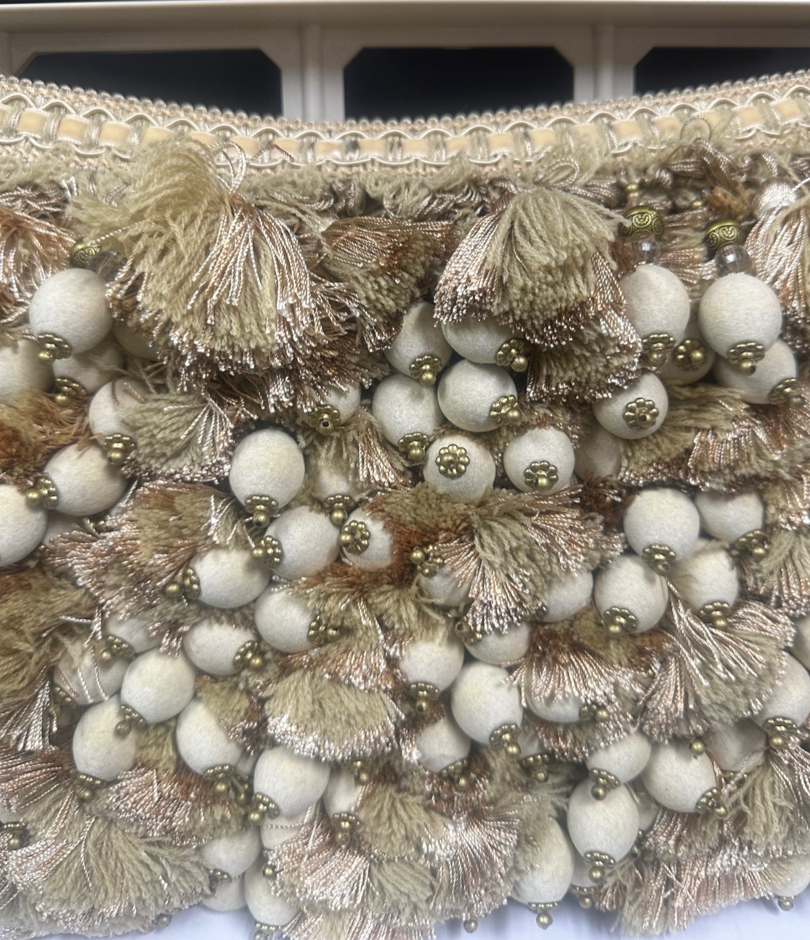 Classical Elements Trim Beige Balls Tassel Fringe 45377/FF2